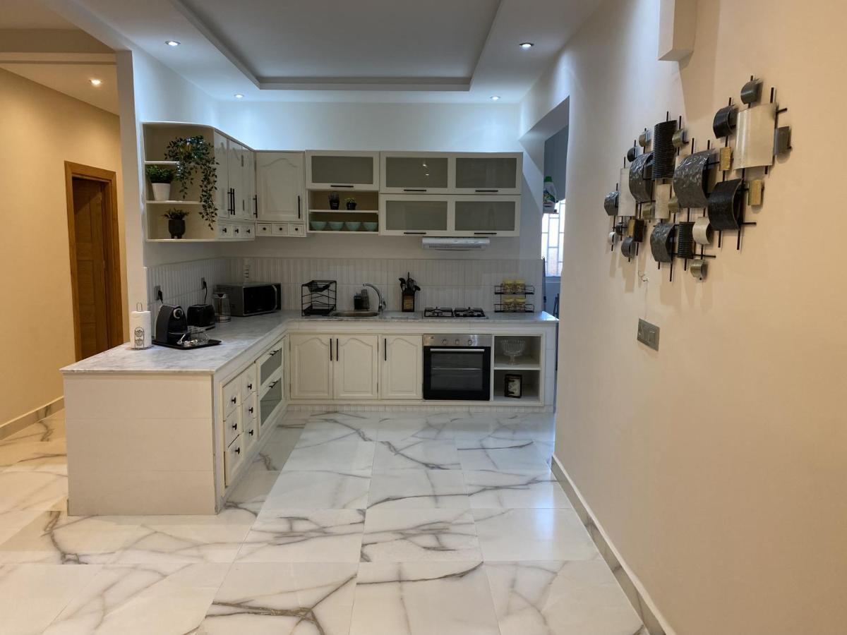 Appartement Moderne Et Spacieux Au Coeur De Tanger Ngoại thất bức ảnh